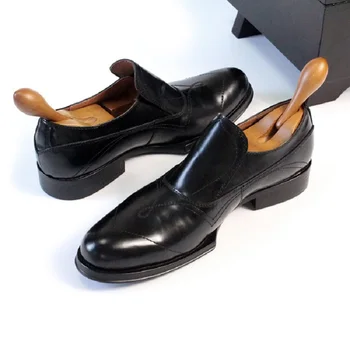 Пролет и лято, нов стил, обувки-лодка с дълбоко деколте, официалната обувки от телешка кожа в британския стил, универсална мъжки обувки на нисък ток в голям размер