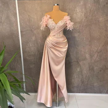 Розови вечерни рокли 2022 с цепка отстрани от пера, секси Рокли за абитуриентски бал, дълга елегантна рокля на Русалка с рюшами от мъниста, женствена Рокля за сватбени партита